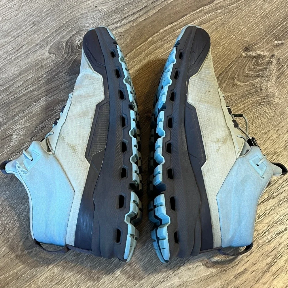 On Cloudhero Mid Waterproof Hiking Boots Glacier Black Youth 5 Women 6.5 EU 37.5